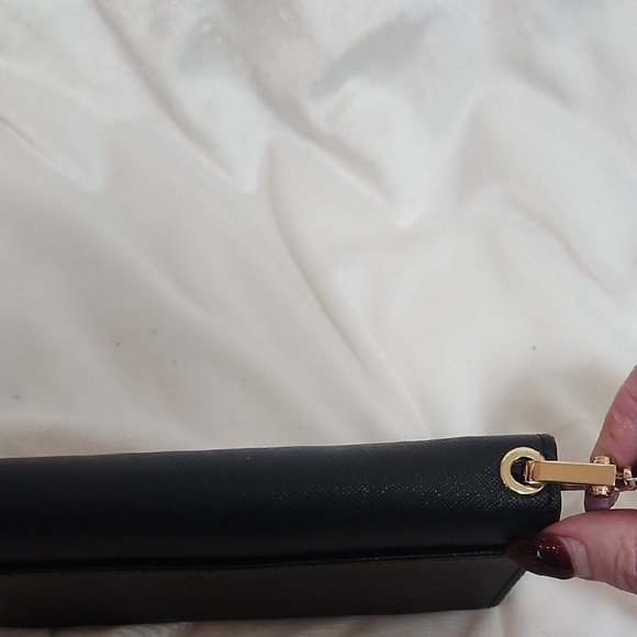 Henri Bendel Clutch Bag - Picture 9 of 9